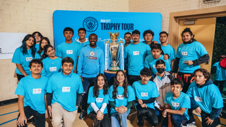 SWP and Premier League Trophy visit Cityzens Giving project in Los Angeles 