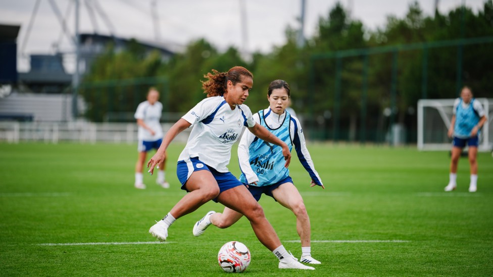 WATCH OUT : Fowler holds off Yui Hasegawa