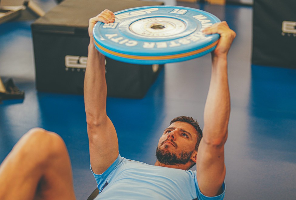 REACH FOR THE THE SKY : Upper body work