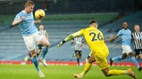 DE-NIED: Kevin's close-range effort is thwarted by Darlow as the interval approaches.