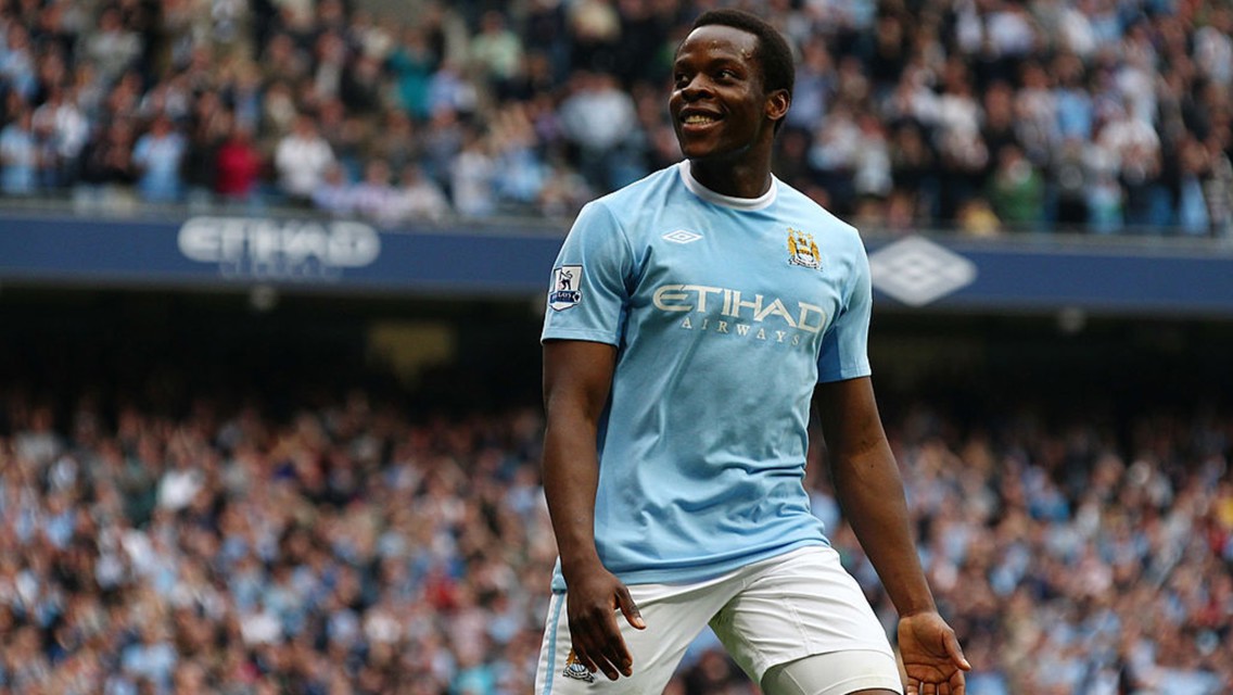Matchday Live: Onuoha and Goater reveal best and worst pre-season trainers