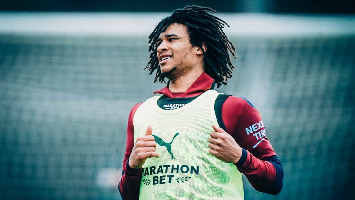 Monday training: Ake tekkers and all eyes on Saints