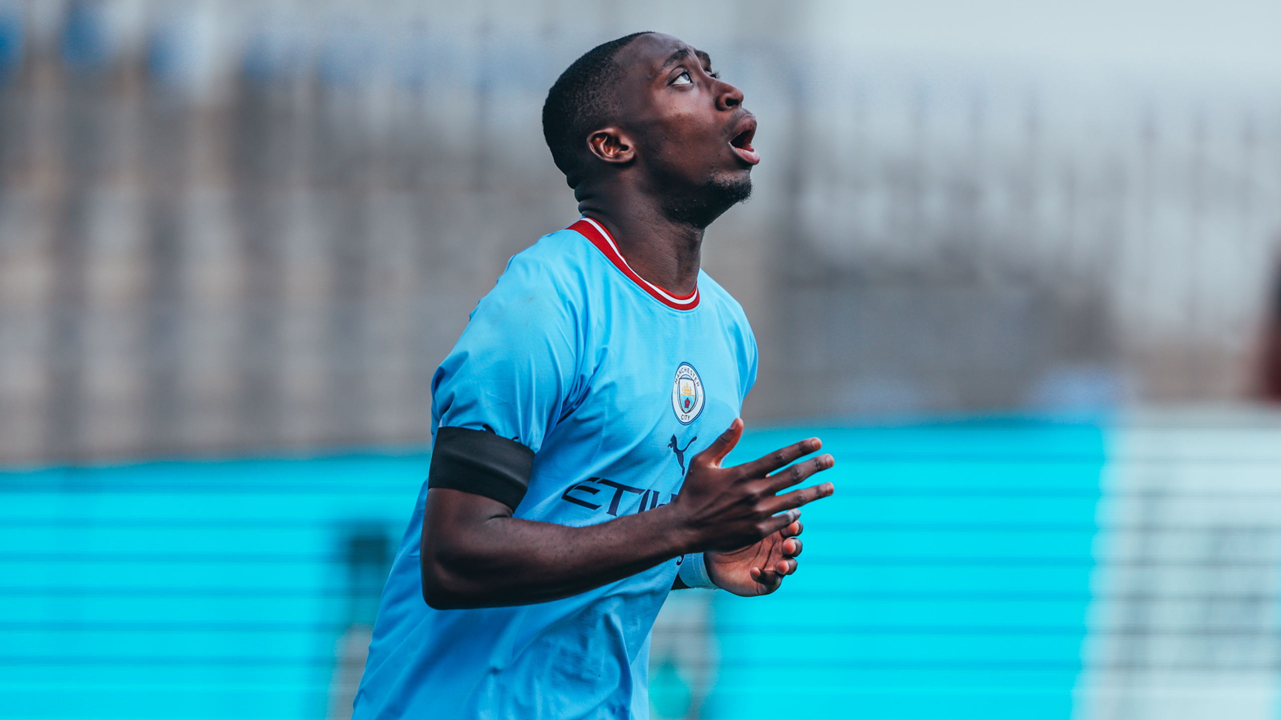 Two late goals seal fine City comeback victory over Dortmund