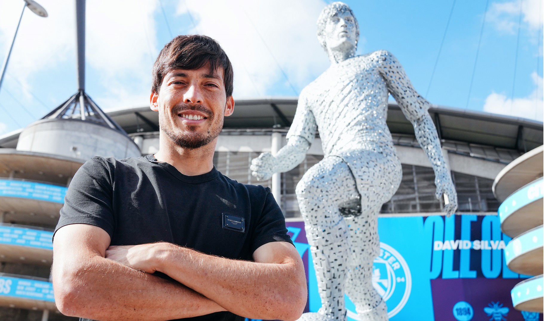 David Silva returns to see Etihad statue, CFA plaque, Pep and Stones!