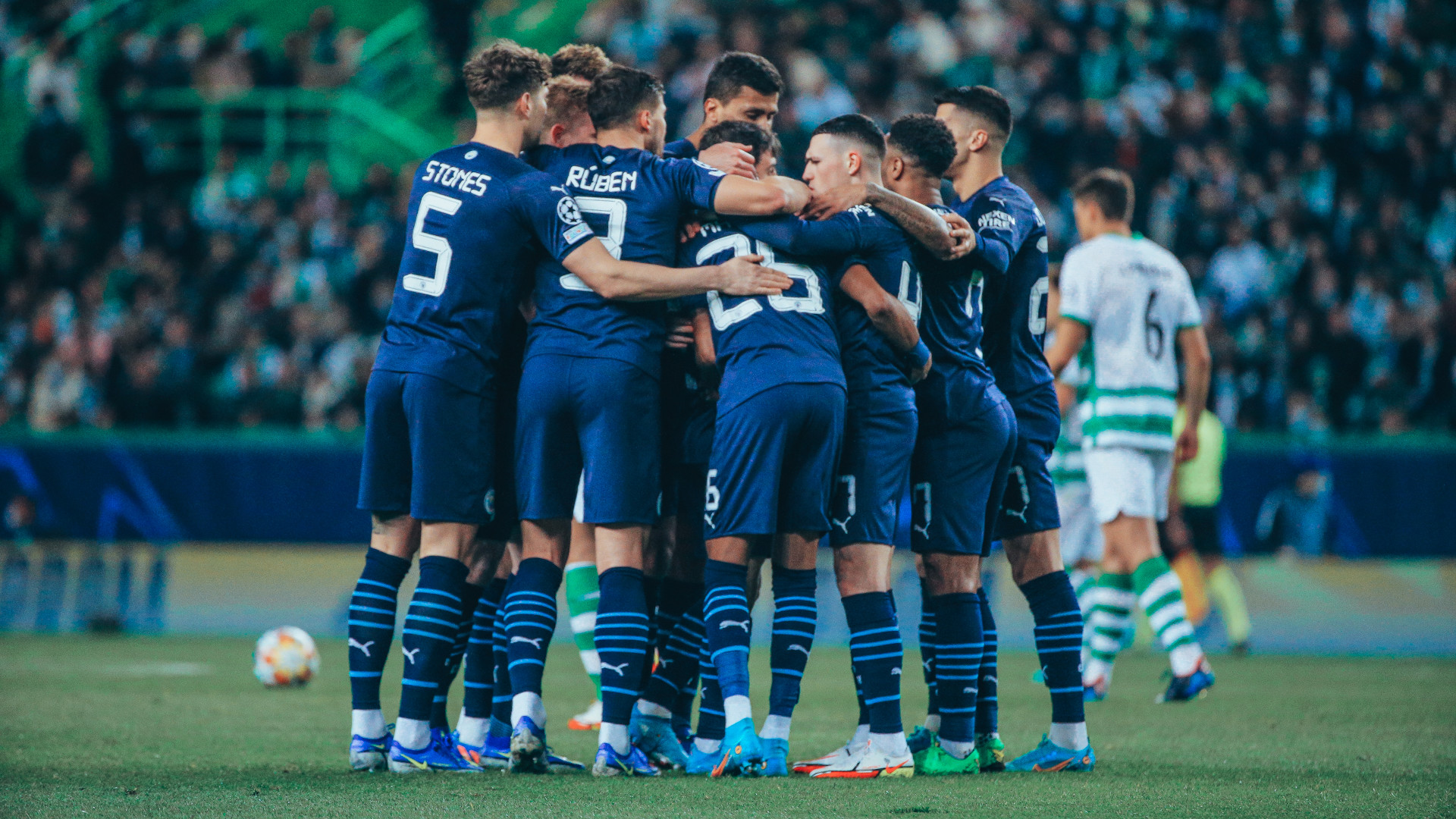 City faz jogo perfeito em Alvalade e goleia Sporting