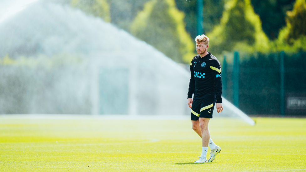 MIDFIELD MAESTRO : Kevin De Bruyne watches on.