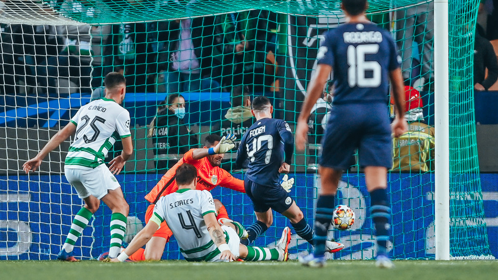 PHIL-ING IT : Foden taps in a third.