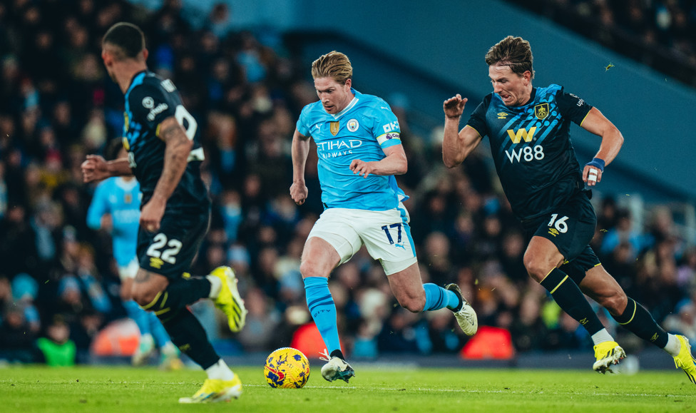 Kevin em ação contra o Burnley.