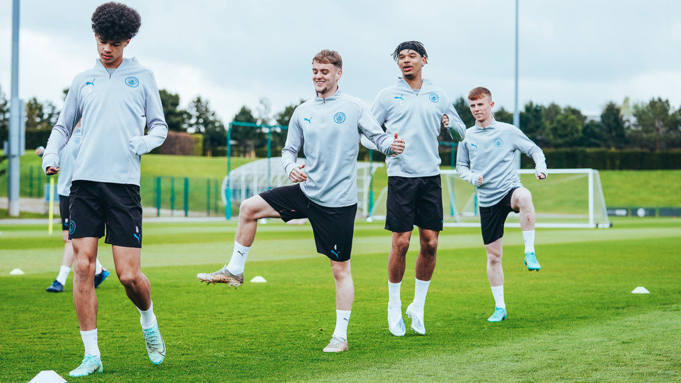 A GOOD OLD 'KNEES-UP!' : Nico O'Reilly, Josh Adam, Jadel Katongo and Liam Smith limber up
