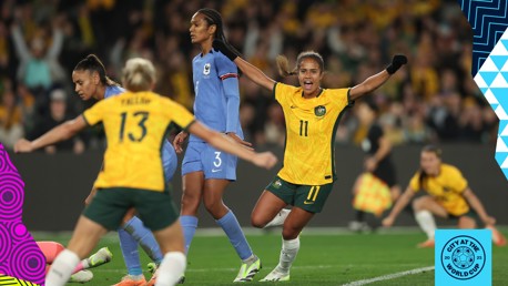 Fowler and Hasegawa on target as Australia and Japan win