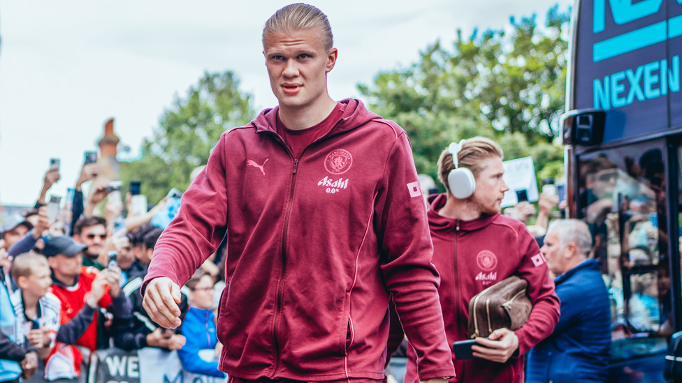 EAGER ERLING : Game face on.