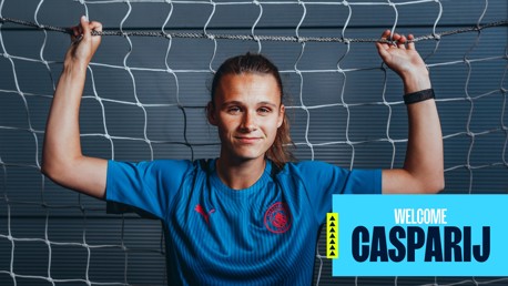 Gallery: Kerstin Casparij is a City player!