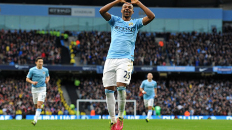 Fernandinho celebration Man City 6-3 Arsenal December 2013.