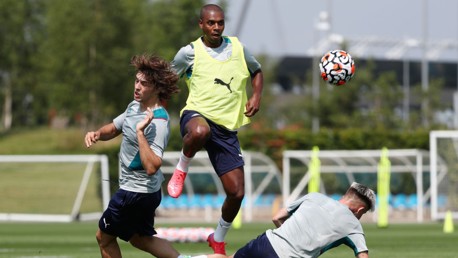 Fernandinho, Mahrez and Dias start against Preston