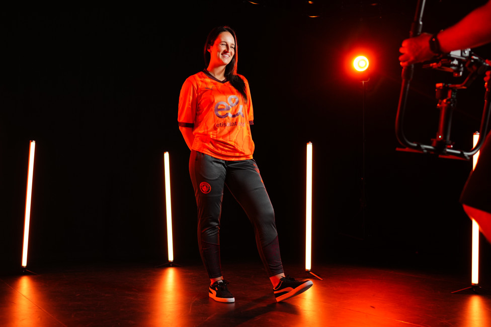 FIRST LOOK : Kacee surrounded by orange as she is filmed in the new kit