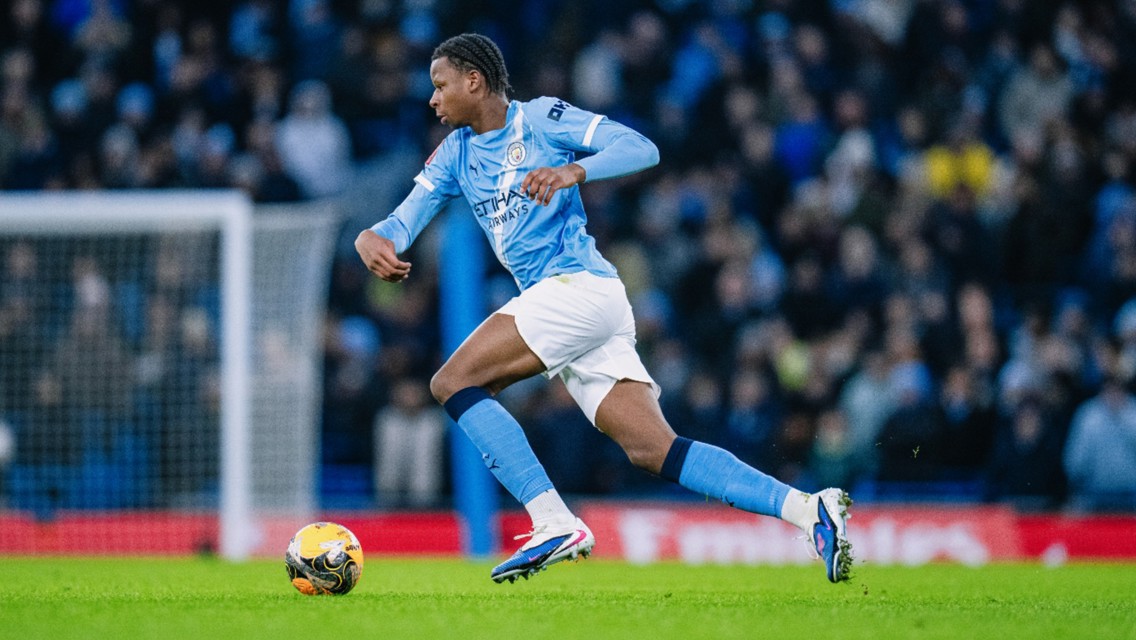 Mfuni joins Watford on loan