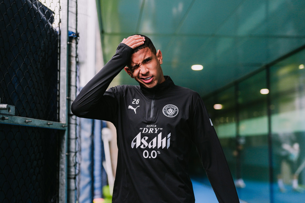 DAY AFTER THE NIGHT BEFORE : Savinho signed a new contract on Friday