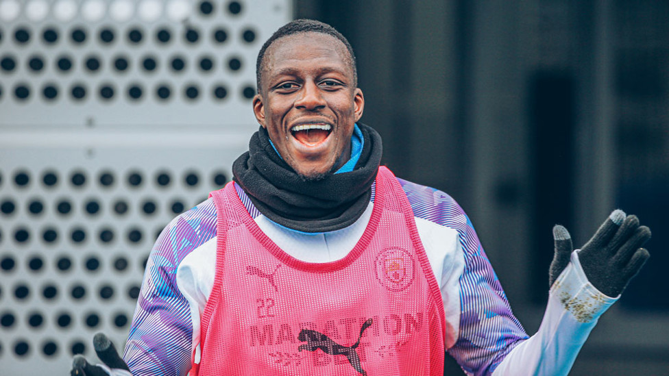 HEY WORLD! The always-happy Ben Mendy