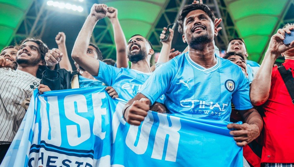 FINAL HERE WE COME! : Jubilant scenes... 