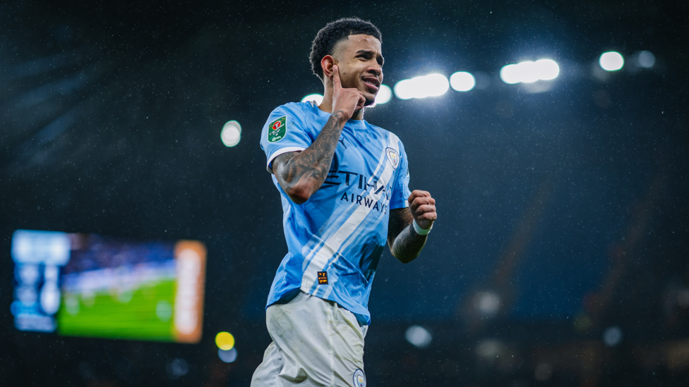 SUPER SAVINHO : Celebrates making it 2-0!