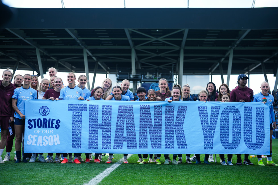 THANK YOU : City players hold up a 'Thank You' banner made up of every season ticket holders name