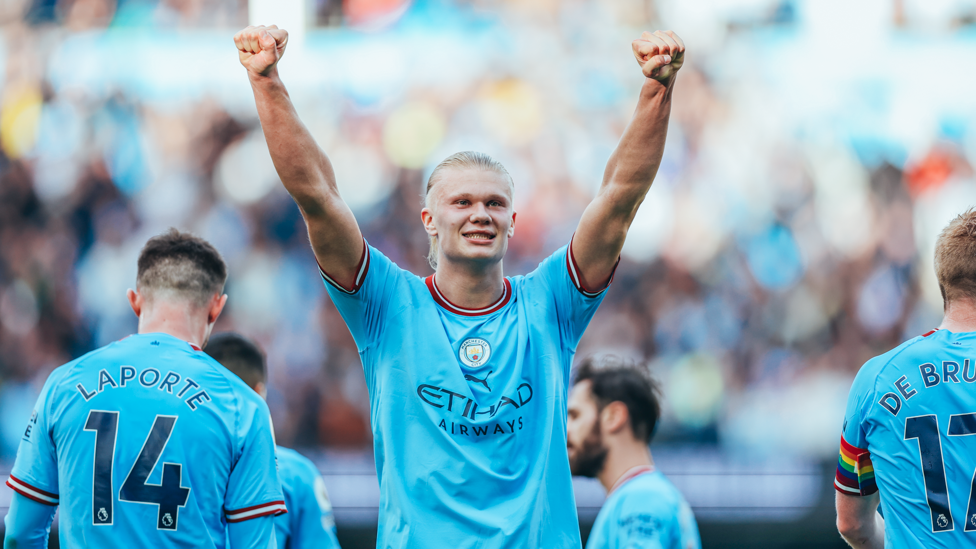 HAPPY HAALAND : All smiles!