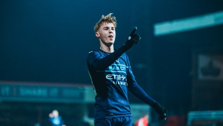 Dickov hails 'mature' mindset of 'outstanding' Palmer