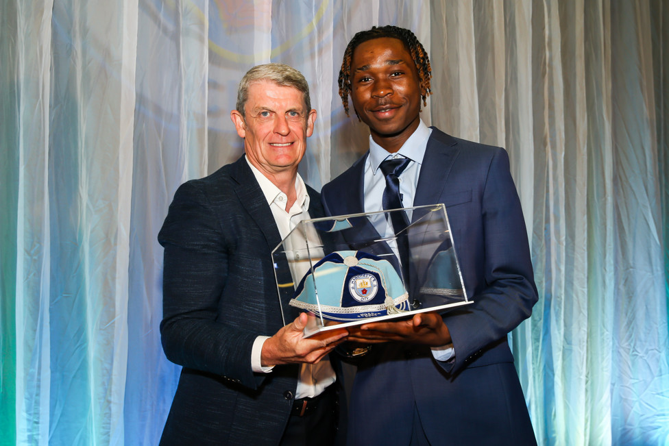 Joel Ndala  : Winger