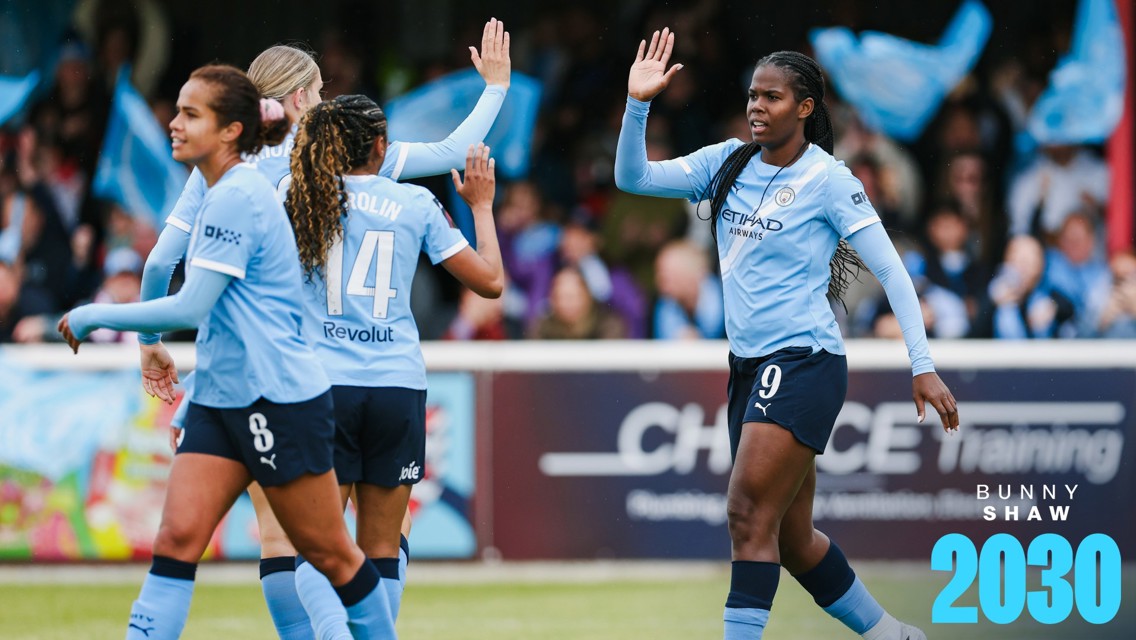 WATCH: Shaw announces she's staying!