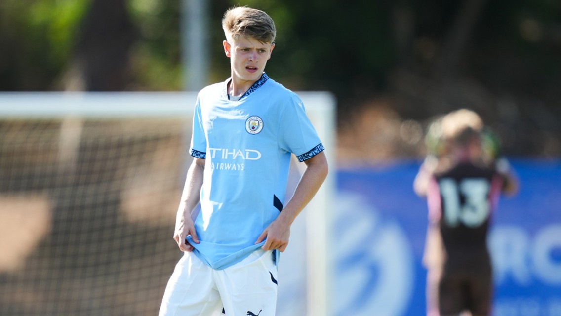 Thomas called up for Wales training camp