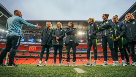 DEFENSIVE WALL PRACTICE: Boss Nick Cushing gives the team a few pointers