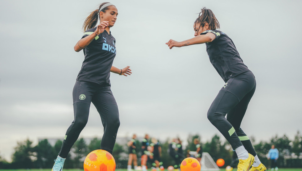 Castellanos in control : Deyna working on her skills