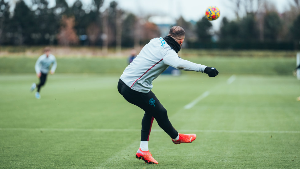 CURL WALKER : Kyle Walker plays a cross into a dangerous area.