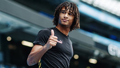 Nathan Ake: Sa première semaine et ses objectifs pour cette saison