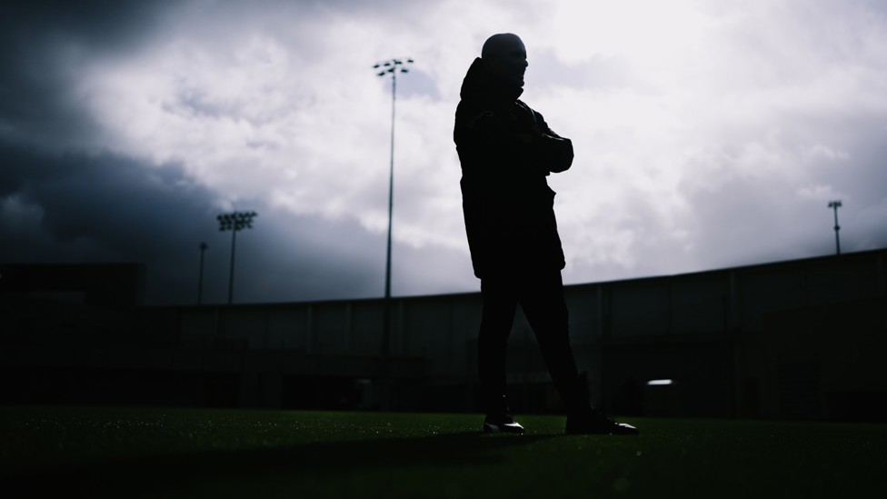 WATCHING ON : Enzo Maresca views the session. 
