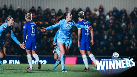 Weir hails top City display