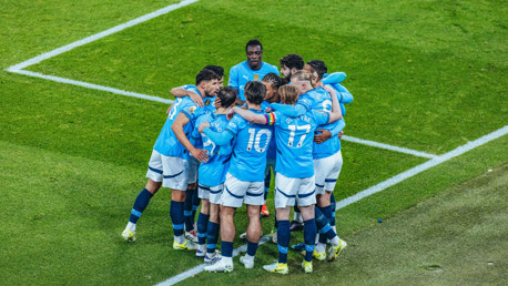 City bate o Forest e volta a vencer na Premier League 