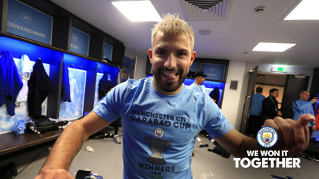 Aguero dances in dressing room