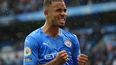 Com Gabriel Jesus de garçom, City goleia o Norwich