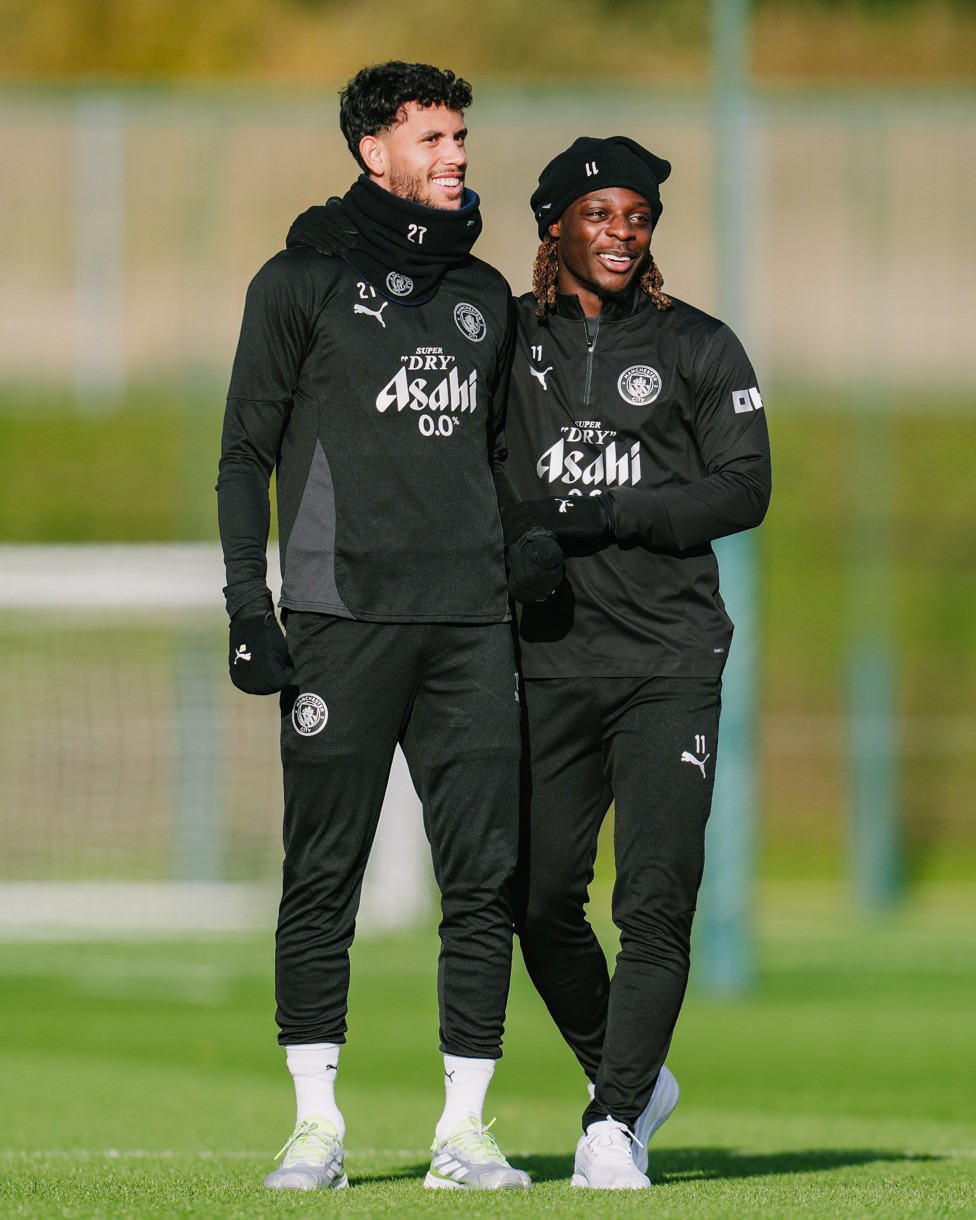 TOUCH TIGHT : Matheus Nunes and Jeremy Doku