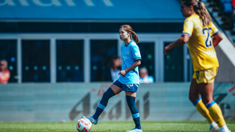 Hasegawa eleita Jogadora da Temporada da Etihad