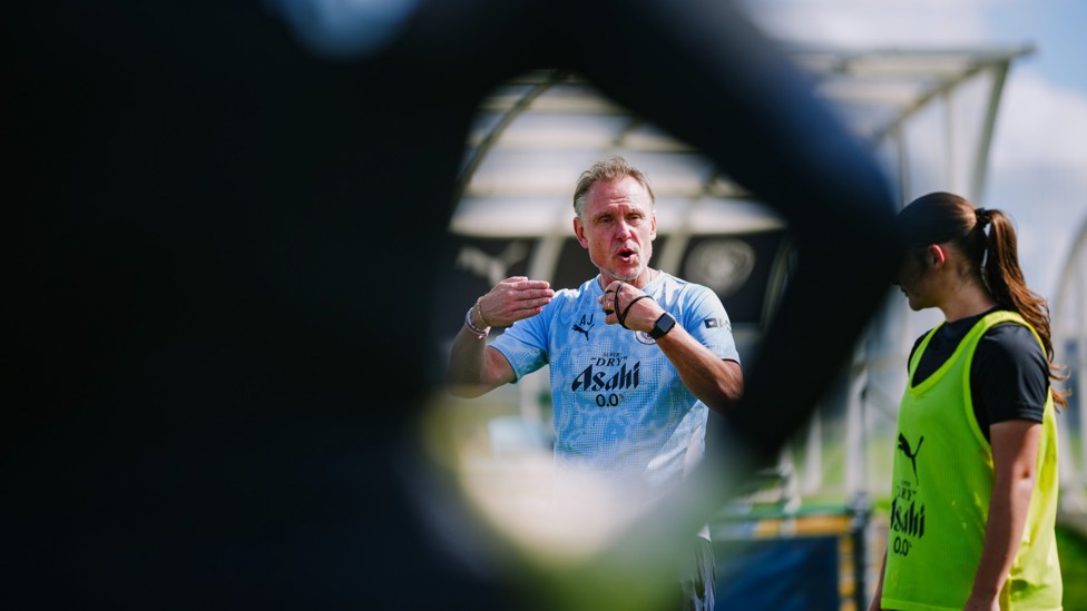 EYE SPY : Andree Jeglertz gives instructions. 