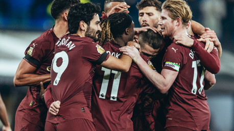 City faz 6 a 0 fora de casa e sobe na tabela da PL