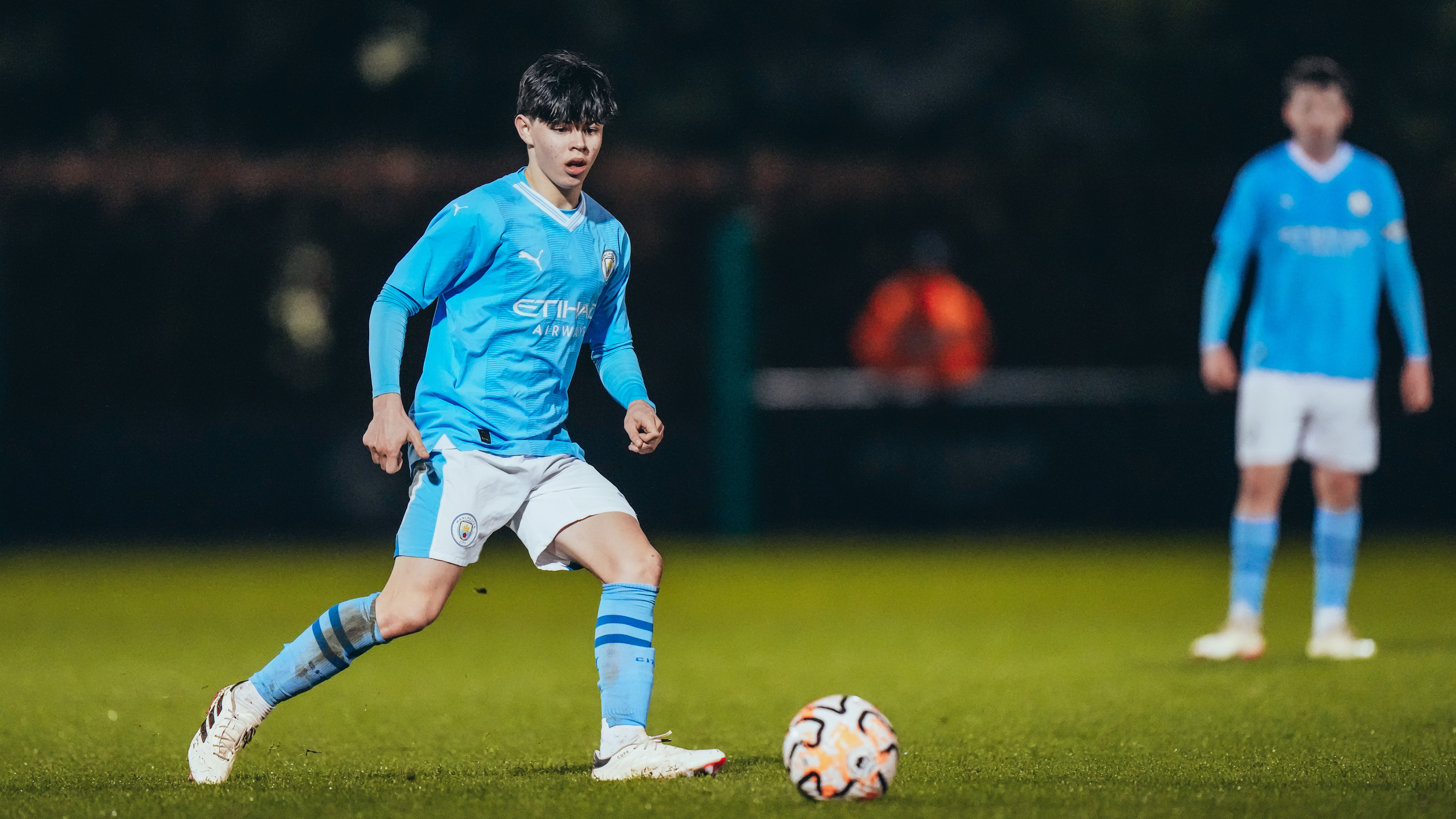 PULLING THE STRINGS : Dan Batty looks to begin another City attack.