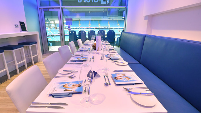 Image of 10 seater platinum box