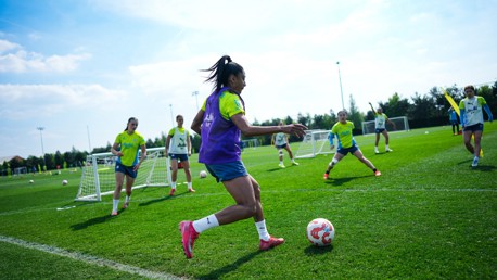 Training: Smart saves and sharp touches in the sun
