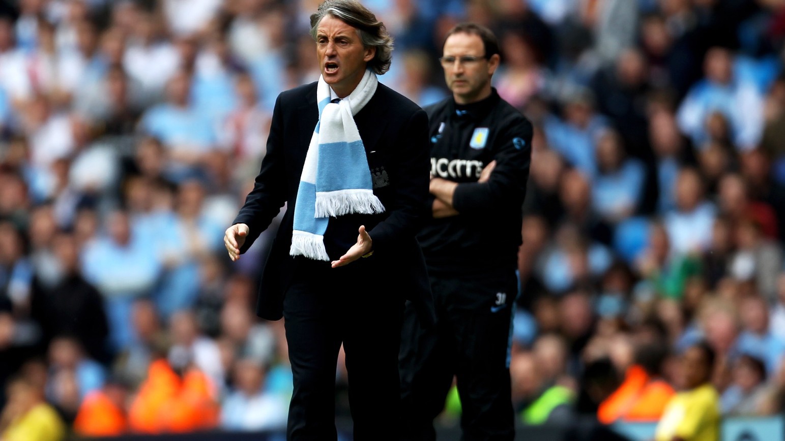 MON v MANCINI : Martin O'Neill battled Roberto Mancini's City at the end of the 2009/10 campaign.