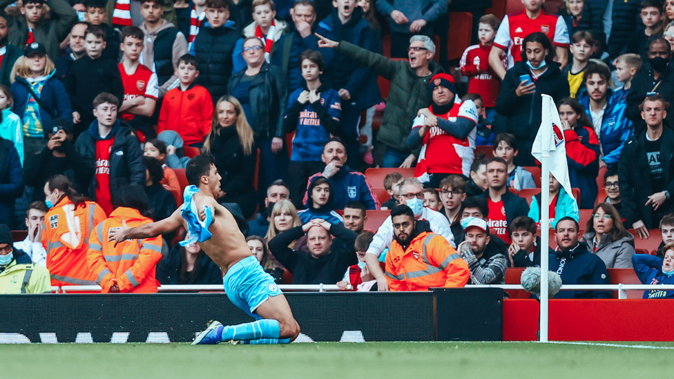 NEW YEAR'S DAY DELIGHT : Rodrigo celebrates his last-gasp winner at Arsenal in style, 1 January 2022.