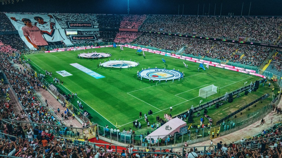 SUPERB SIGHT : A packed house at the Renzo Barbera stadium.