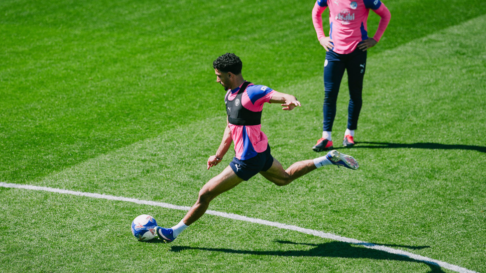 HE SHOOTS  : Omar Marmoush lets fly. 